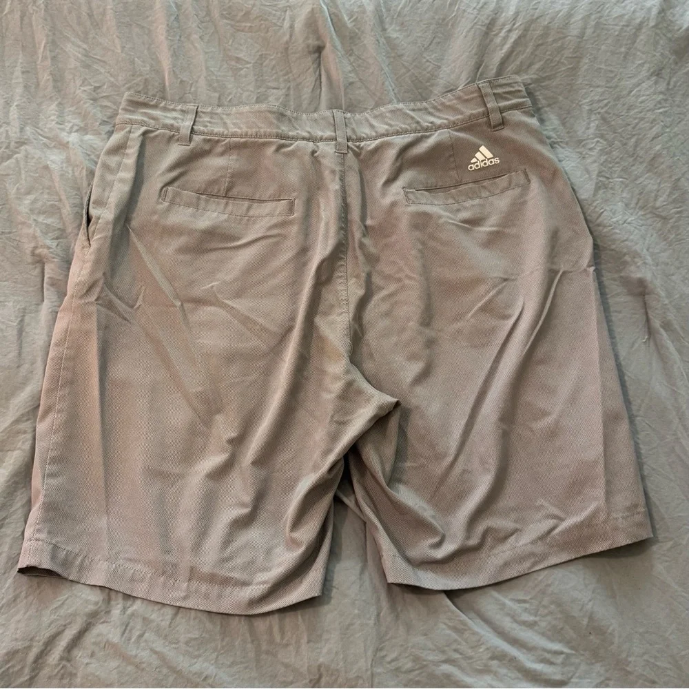 Adidas Hybrid Material Golf Shorts Gray Monochrome Zigzag‎ Pattern Size 36